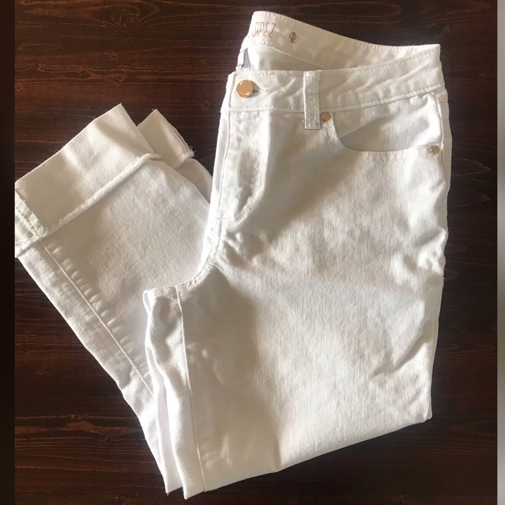 Jenifer Lopez Capris